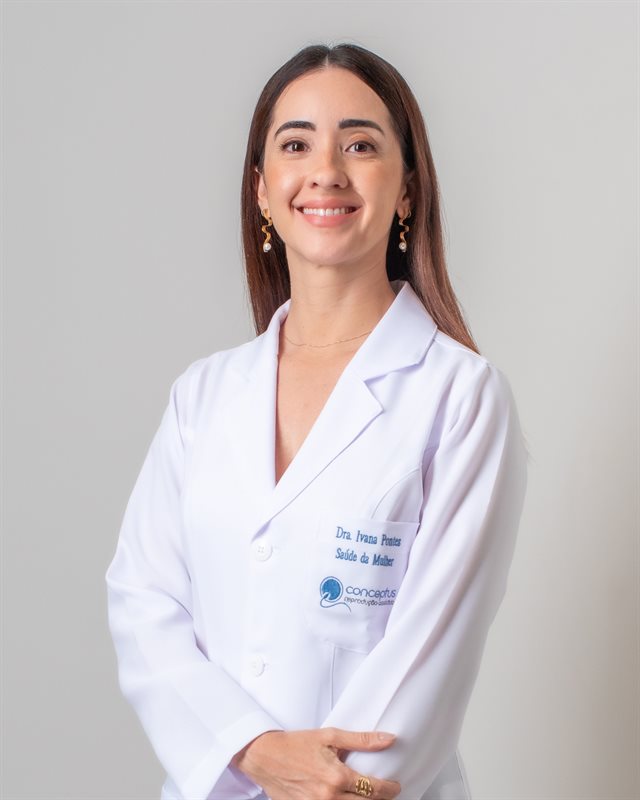Dra. Ivana Pontes